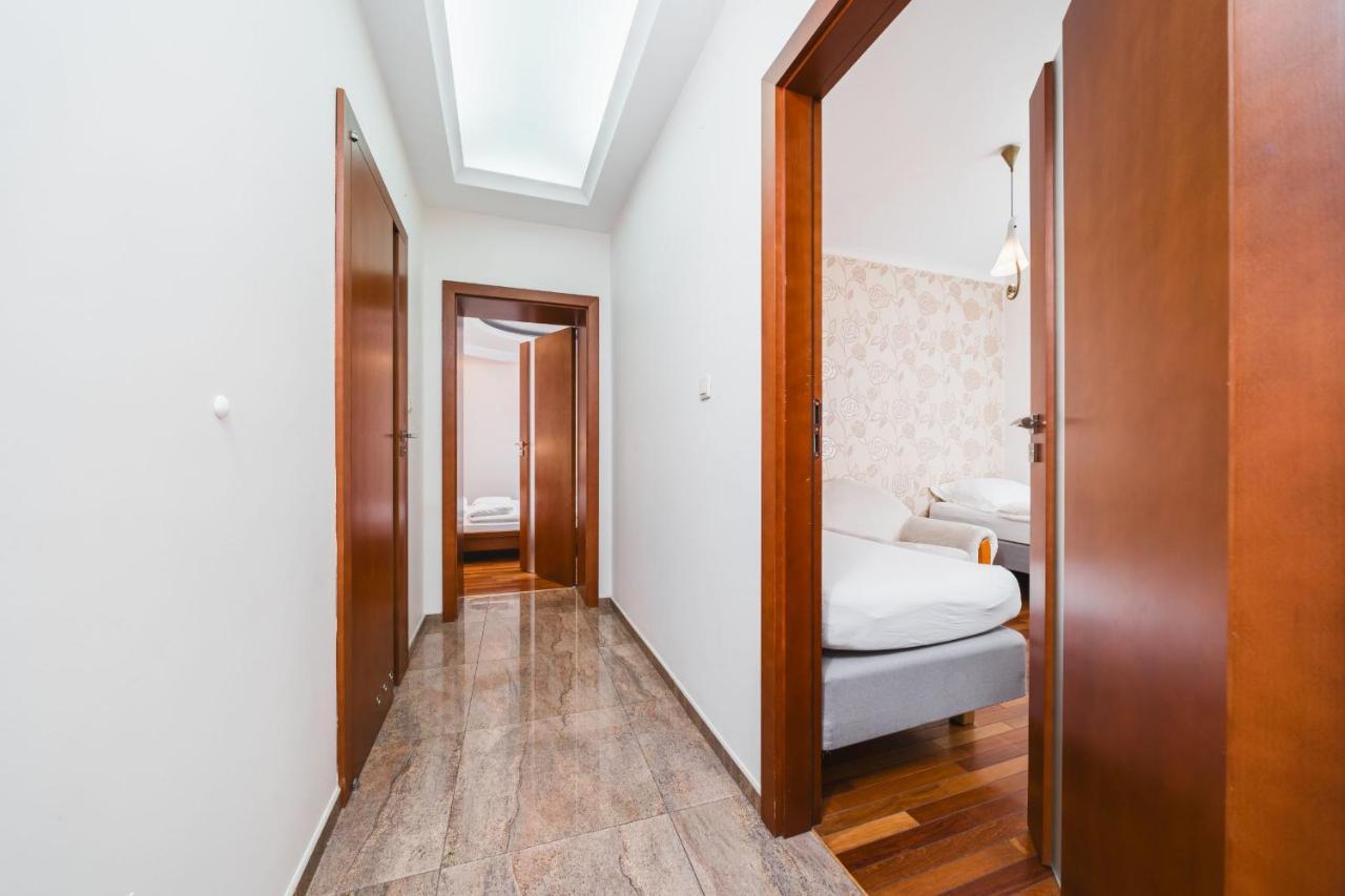 Apartament W Centrum Krakowa Na Ulicy Dlugiej Extérieur photo